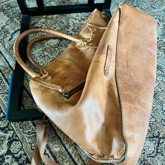 Rockaway Bedstu Bag/ Purse 👜 Love it. In good shape! ✨ Tan, camel color 😍 💯 - Picture 7 of 10